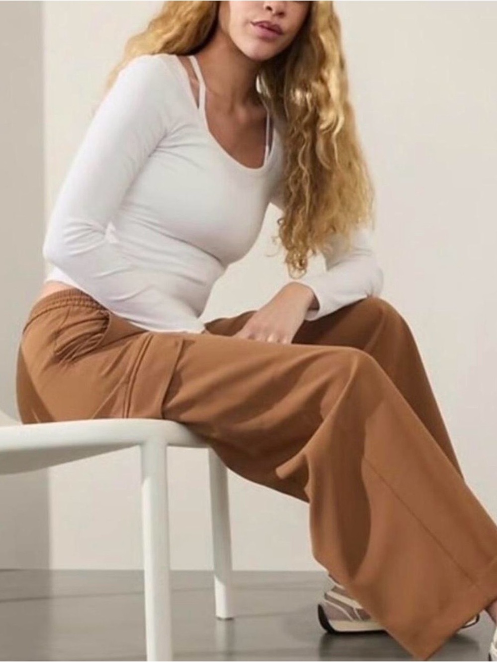 Athleta Promenade Wide-Leg Cargo Pants in Camel Brown